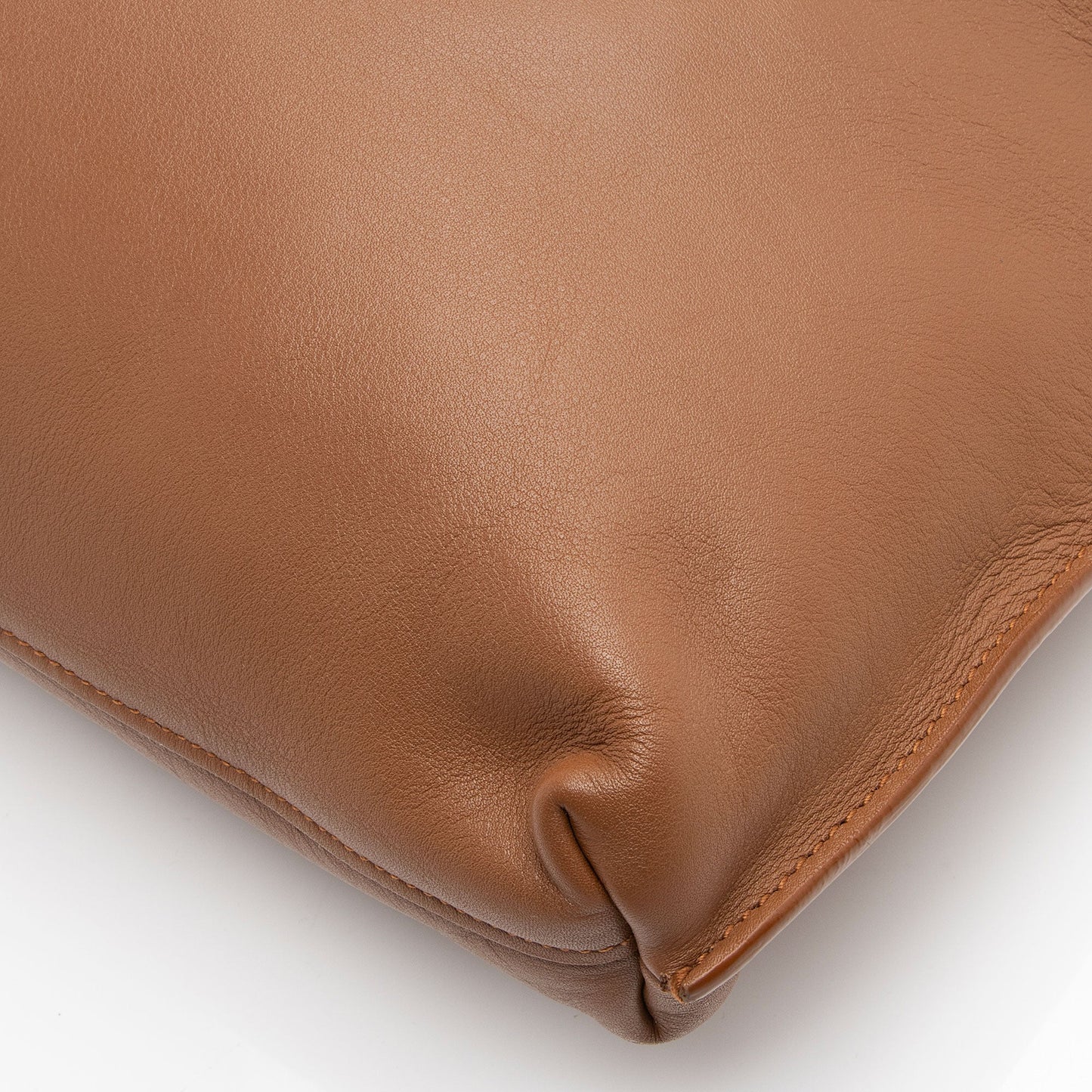Saint Laurent Calfskin Suzanne Medium Hobo m9DTH9