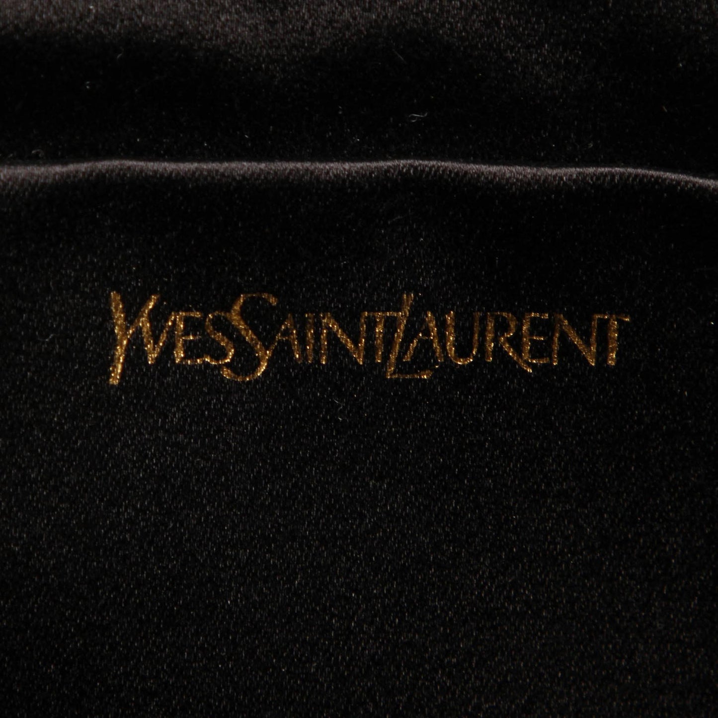 Saint Laurent Classic Y Clutch (SHG-22739