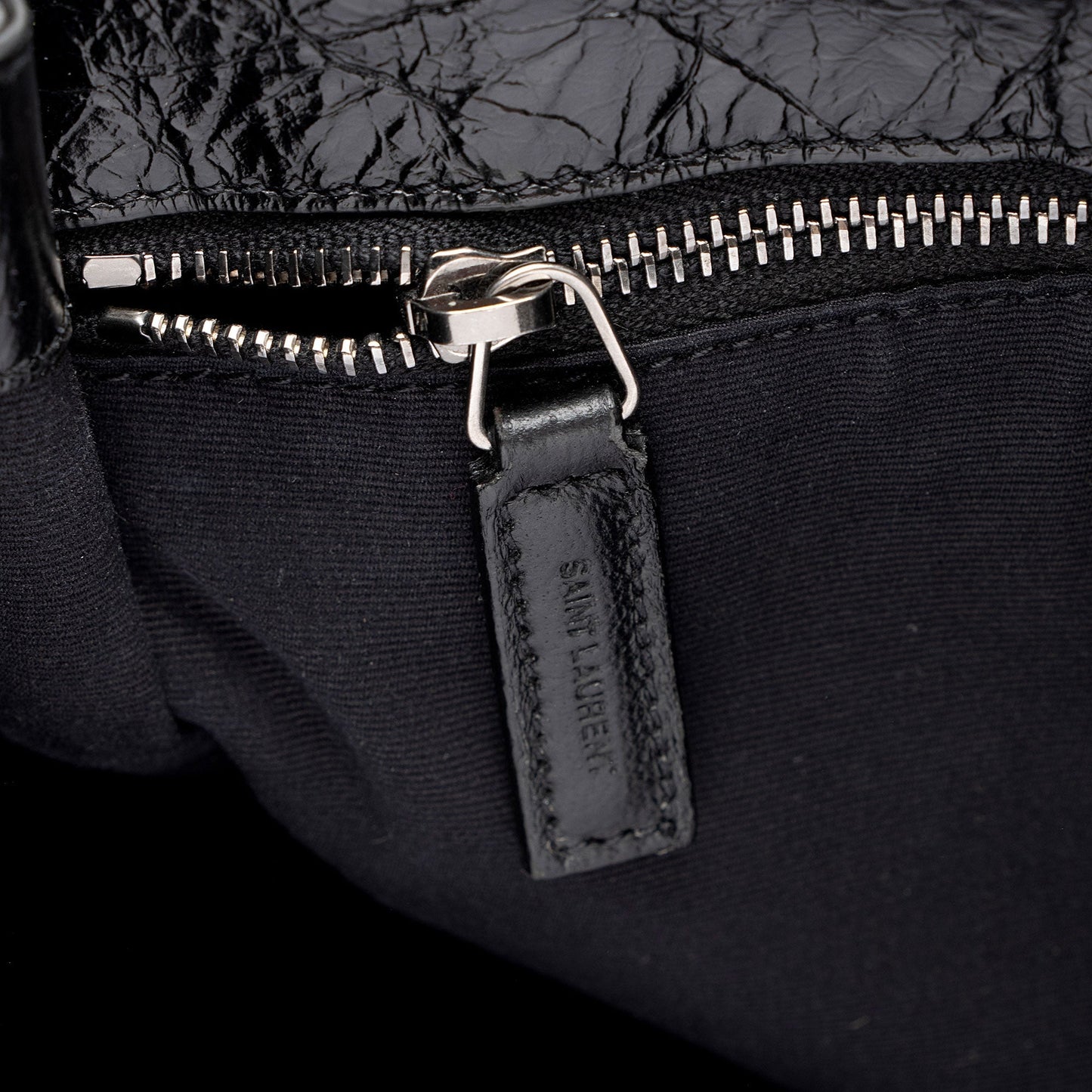 Saint Laurent Crinkled Calfskin Monogram Niki Large Shoulder Bag 0VXkR6