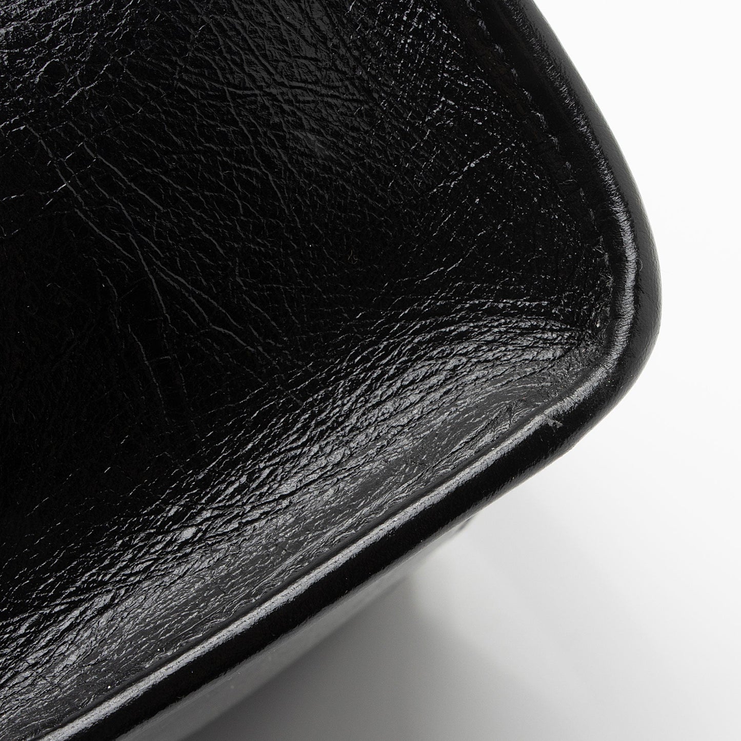 Saint Laurent Crinkled Calfskin Monogram Niki Medium Shopping Tote RaBy7S