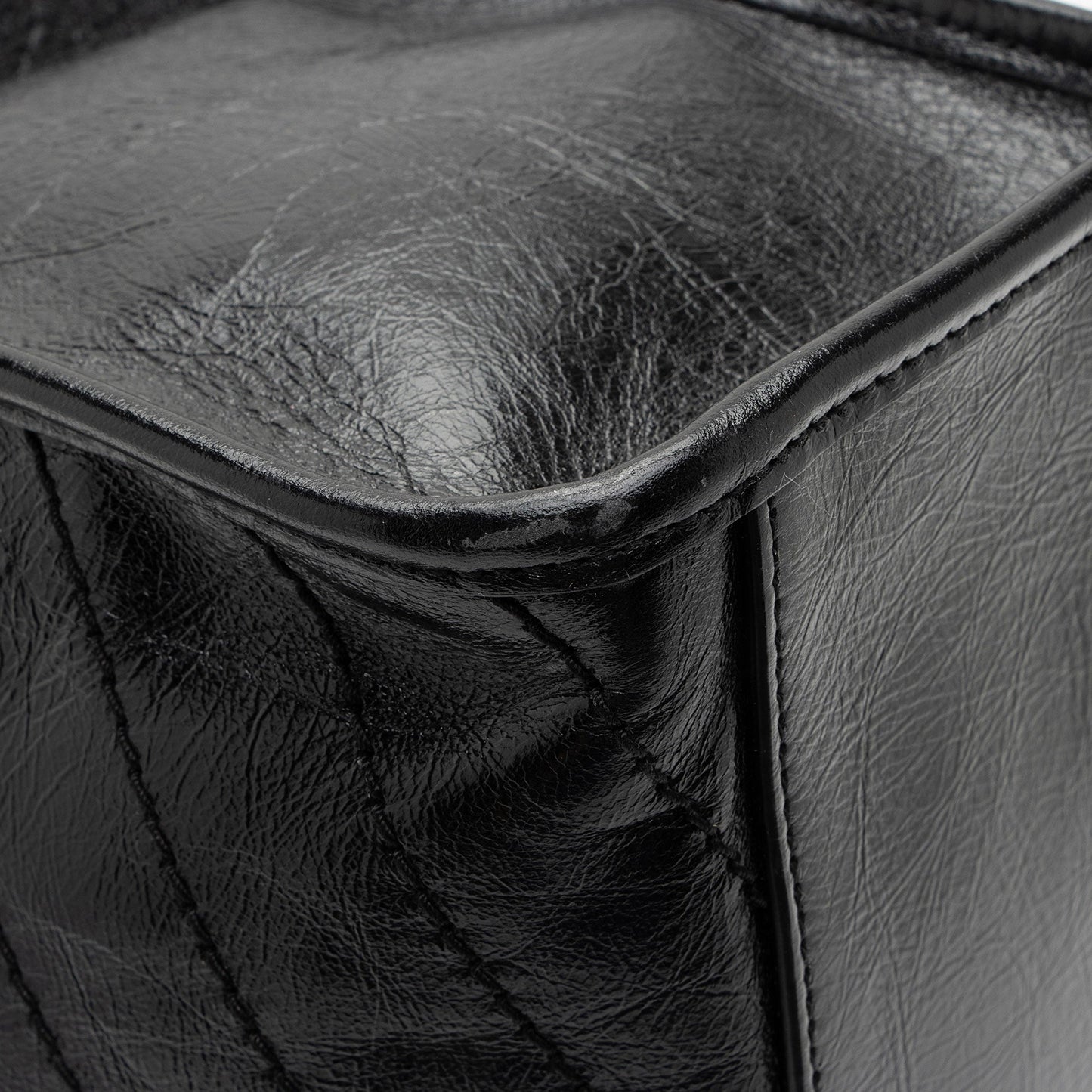 Saint Laurent Crinkled Calfskin Monogram Niki Medium Shopping Tote RaBy7S