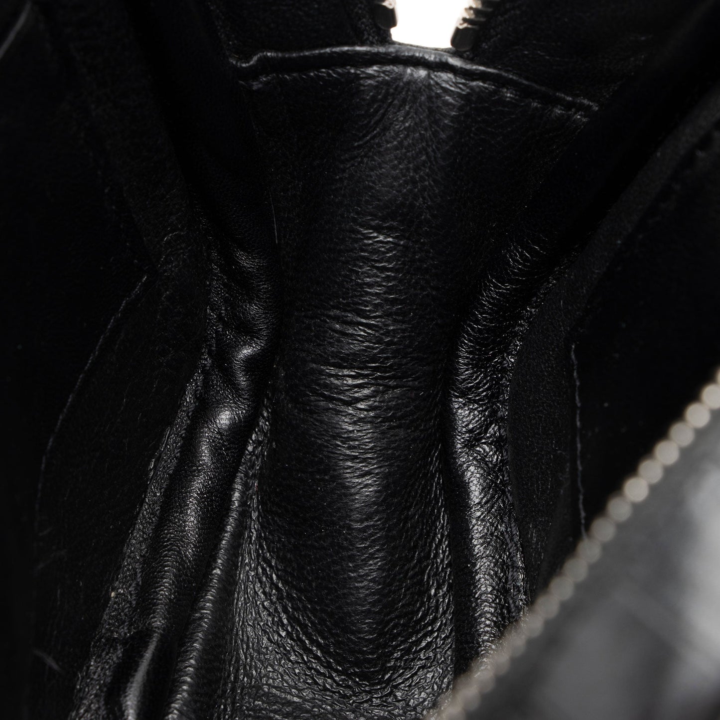 Saint Laurent Croc Embossed Leather Monogram Blogger Bag XNnxZ2