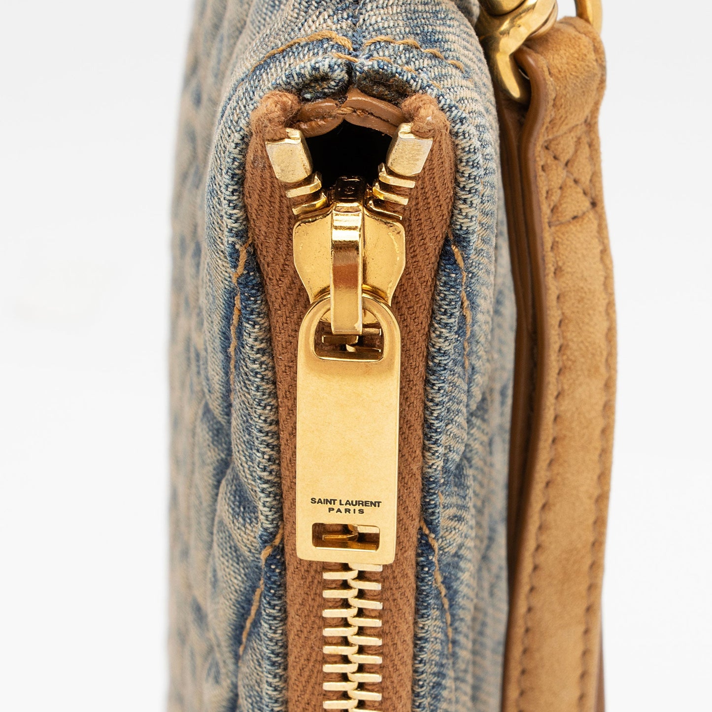 Saint Laurent Denim Matelasse Chevron Monogram A5 Wristlet 2A8wVv