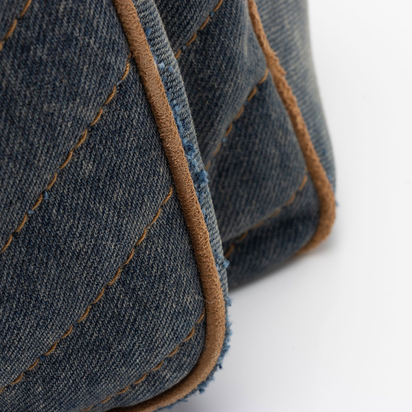 Saint Laurent Denim Suede Monogram Niki Medium Shoulder Bag fpTQXb