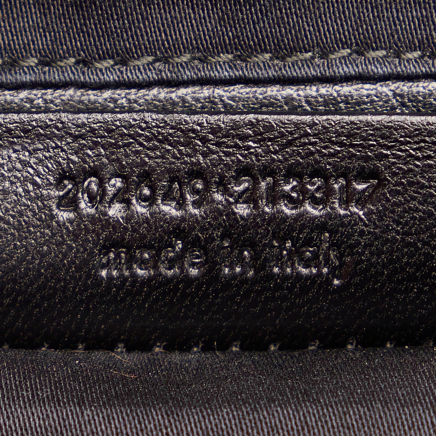 Saint Laurent Downtown Leather Tote Bag (SHG-29878