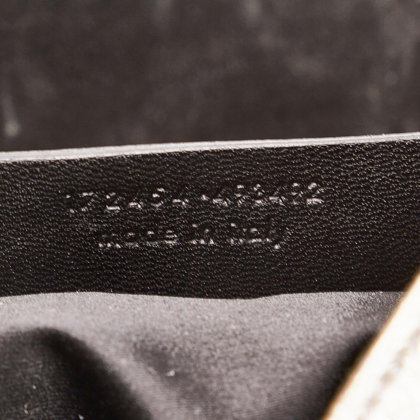 Saint Laurent Downtown Patent Leather Handbag (SHG-27230