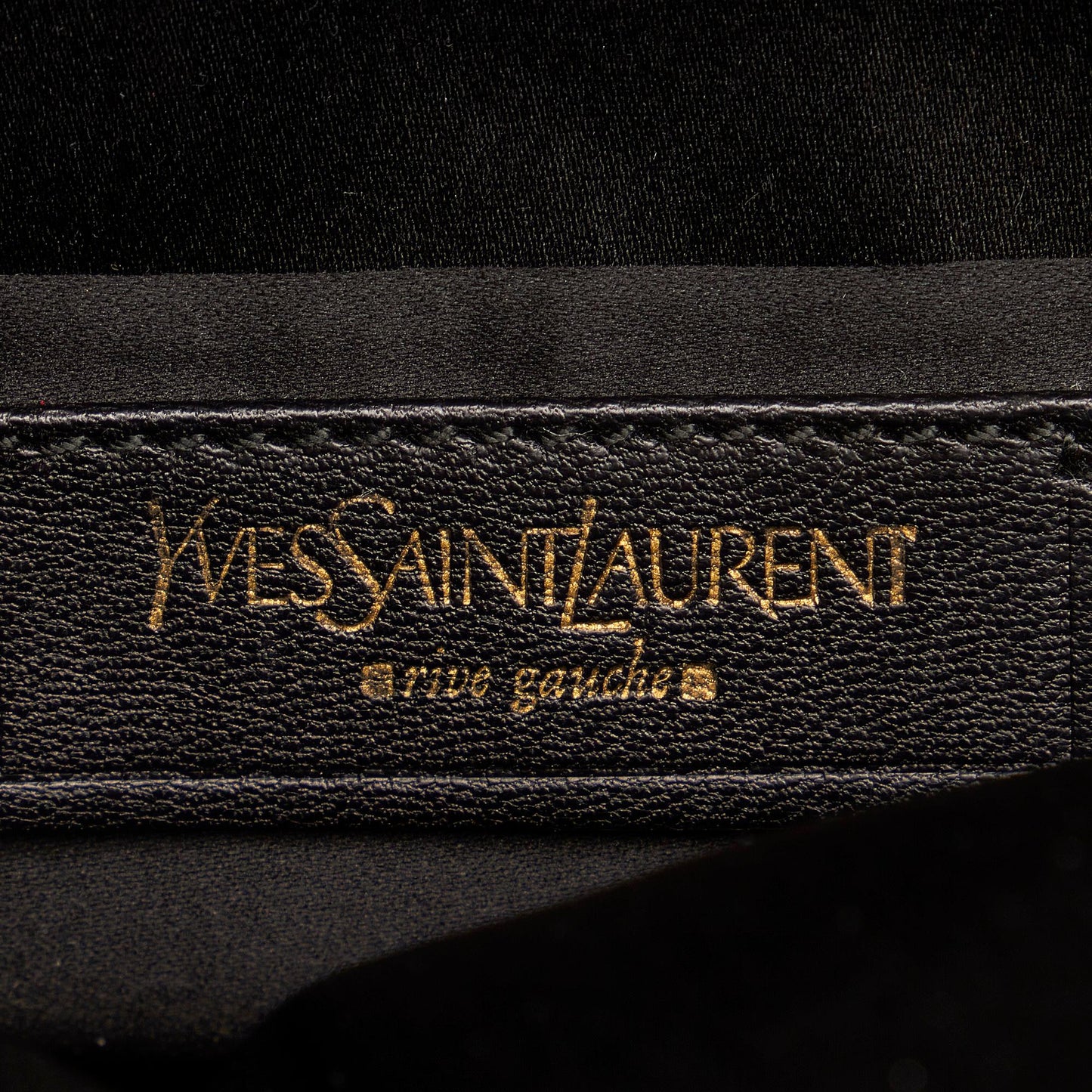 Saint Laurent Downtown Patent Leather Handbag (SHG-27230