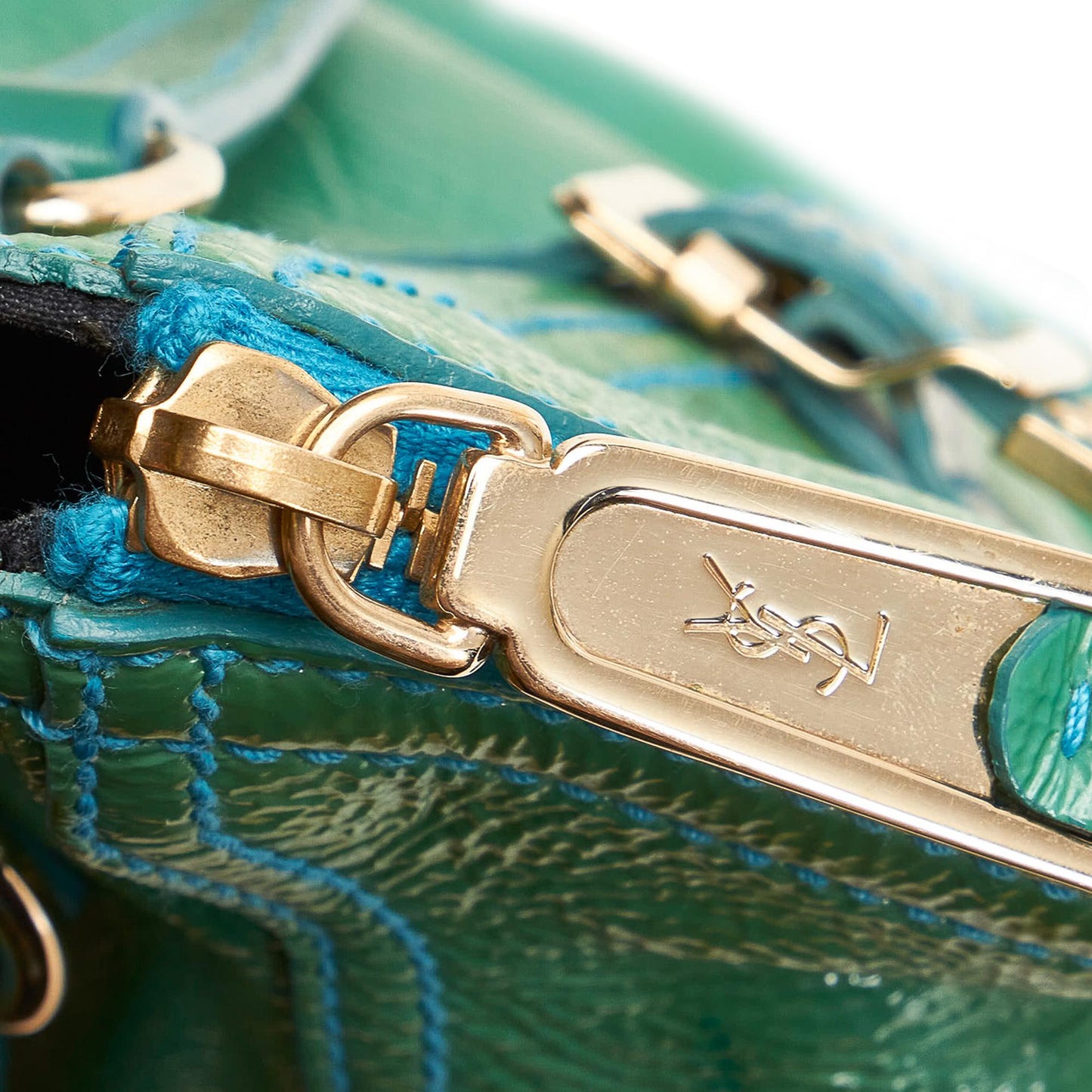 Saint Laurent Downtown Patent Leather Handbag (SHG-28073
