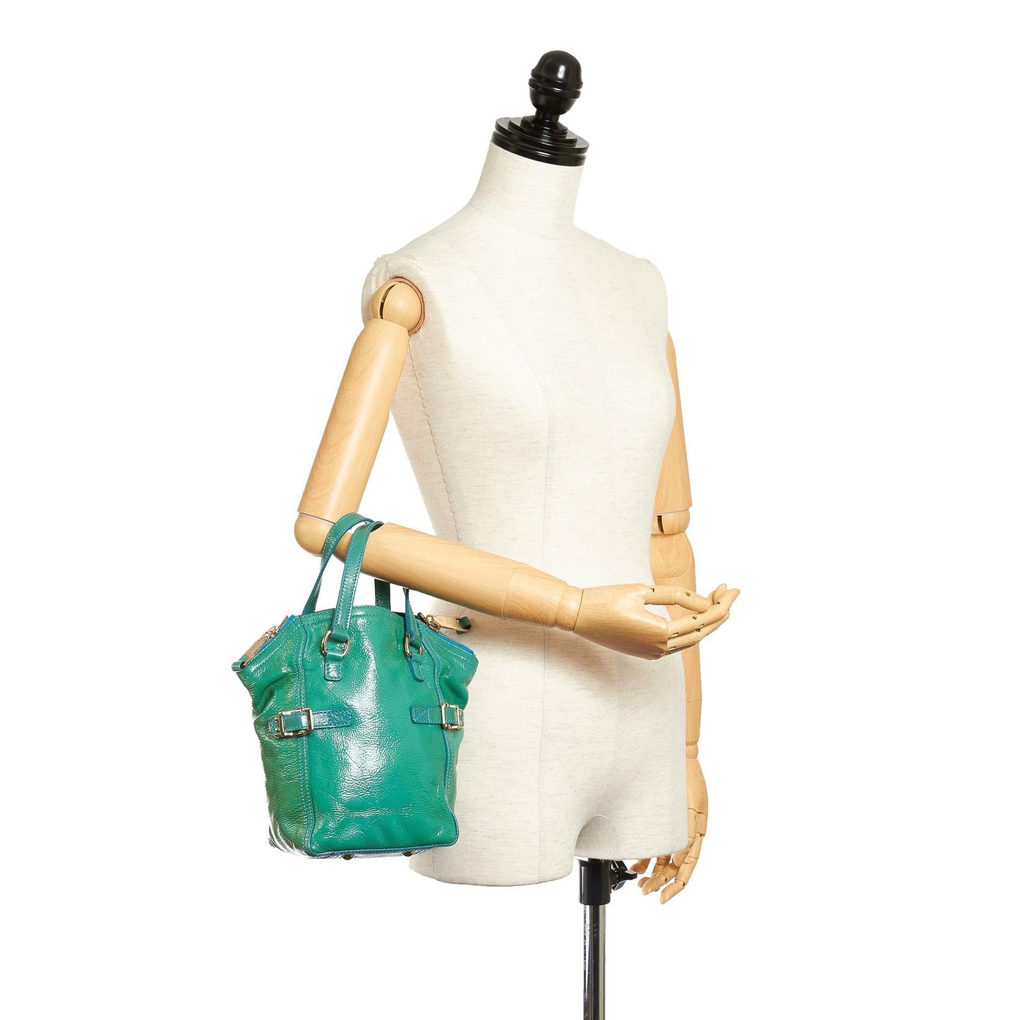 Saint Laurent Downtown Patent Leather Handbag (SHG-28073