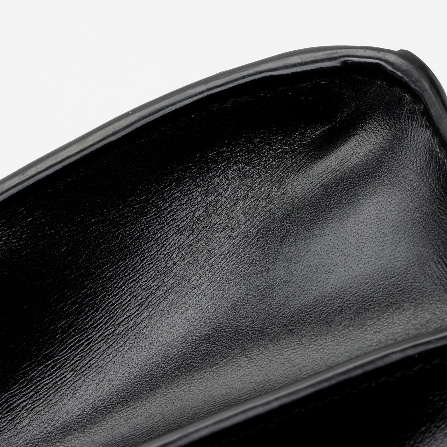 Saint Laurent Grain de Poudre Monogram Cassandra Medium Top Handle EEhl36