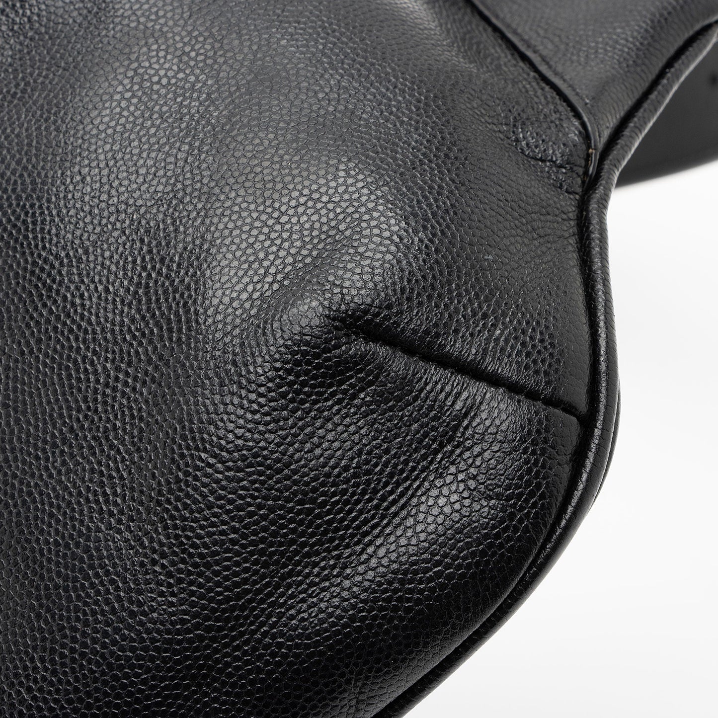 Saint Laurent Grain de Poudre Monogram Cassandre Belt Bag Gvv9El