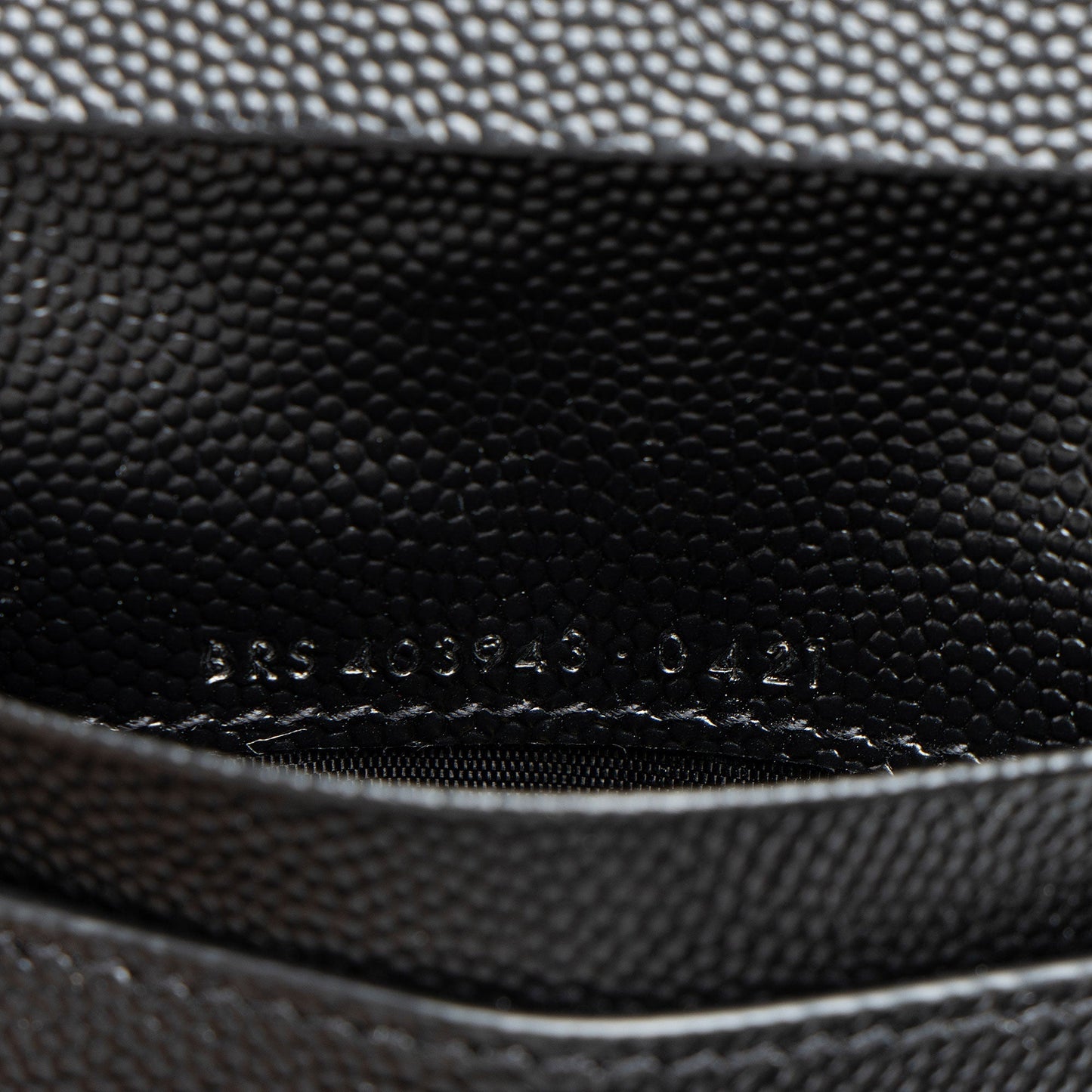Saint Laurent Grain de Poudre Monogram Compact Tri-Fold Wallet j0cHxO
