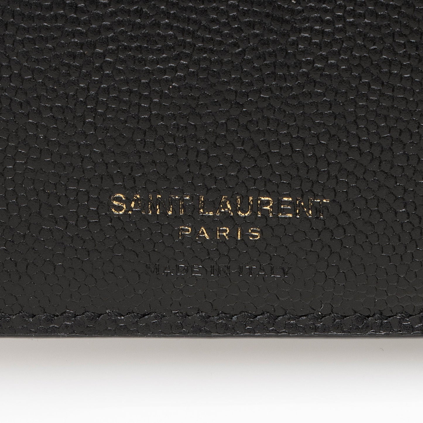 Saint Laurent Grain de Poudre Monogram Cassandre Fragments Bi-Fold Wallet pjyvyg