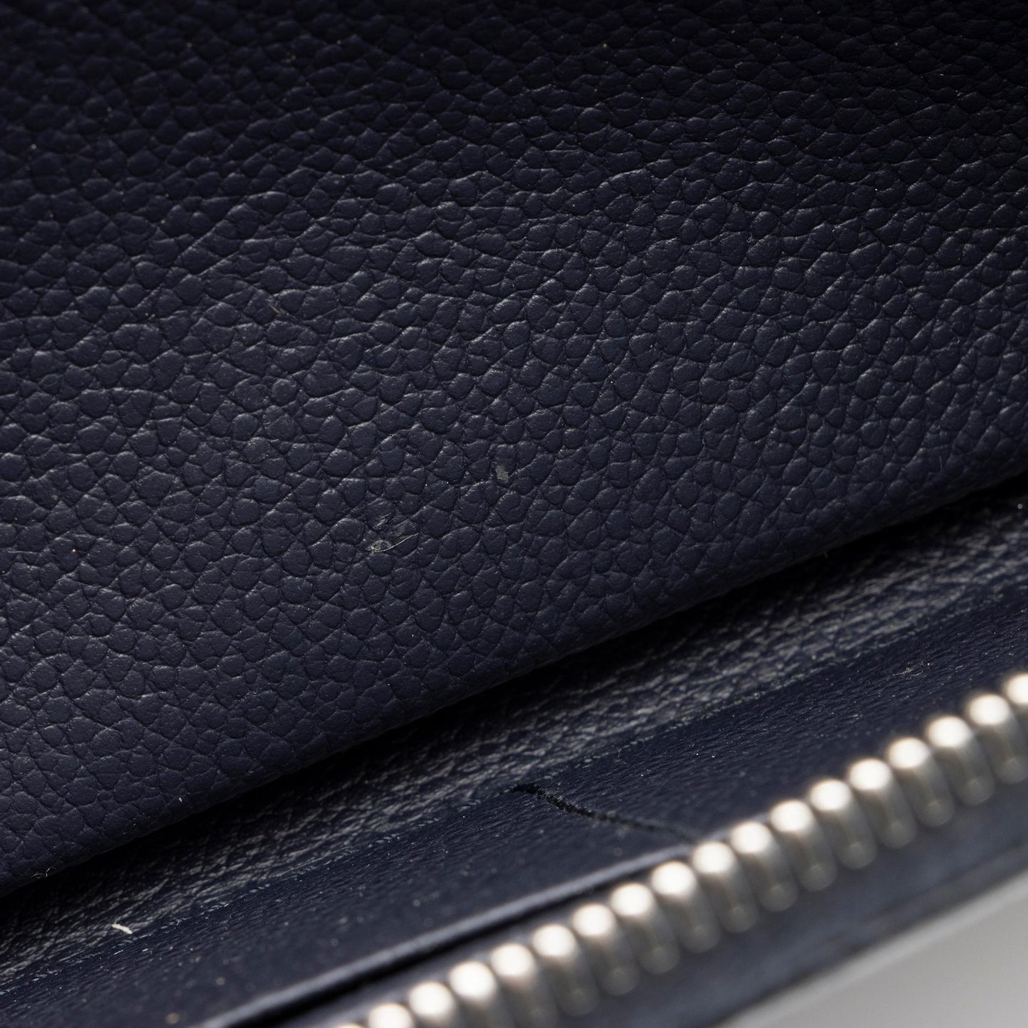 Saint Laurent Grain de Poudre Rive Gauche Zip Around Wallet sNhxXD