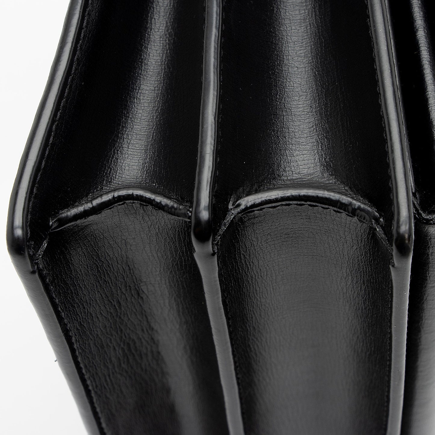 Saint Laurent Grained Calfskin Monogram Sunset Medium Shoulder Bag OLGtVP