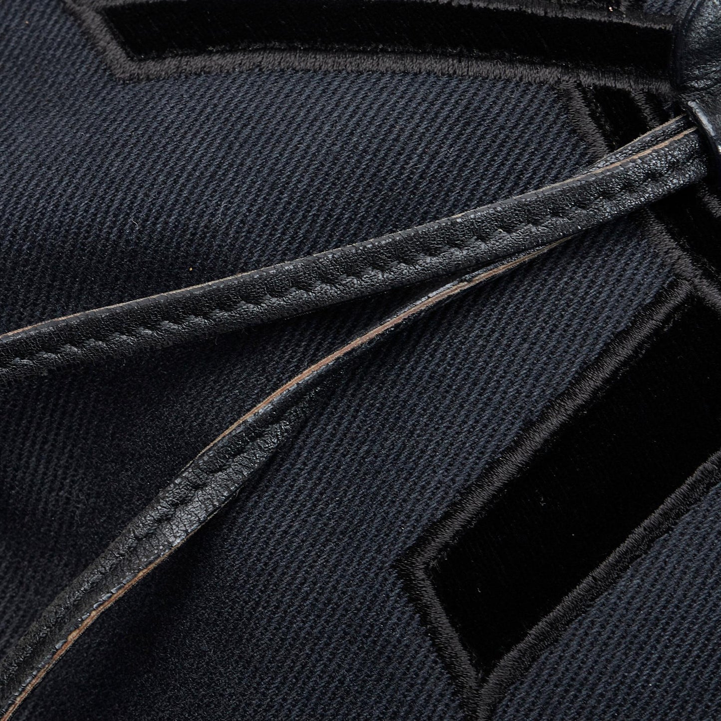 Saint Laurent Kahala (SHG-WDMggE
