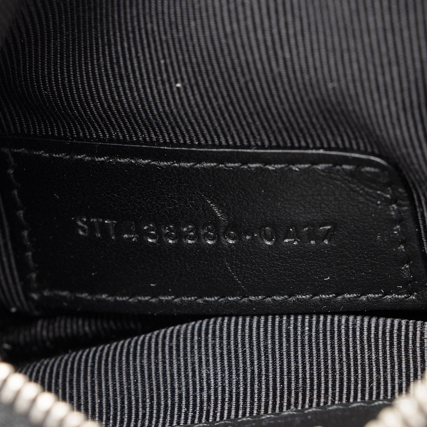Saint Laurent Lambskin Monogram Cassandre Key Pouch Ffj9zM