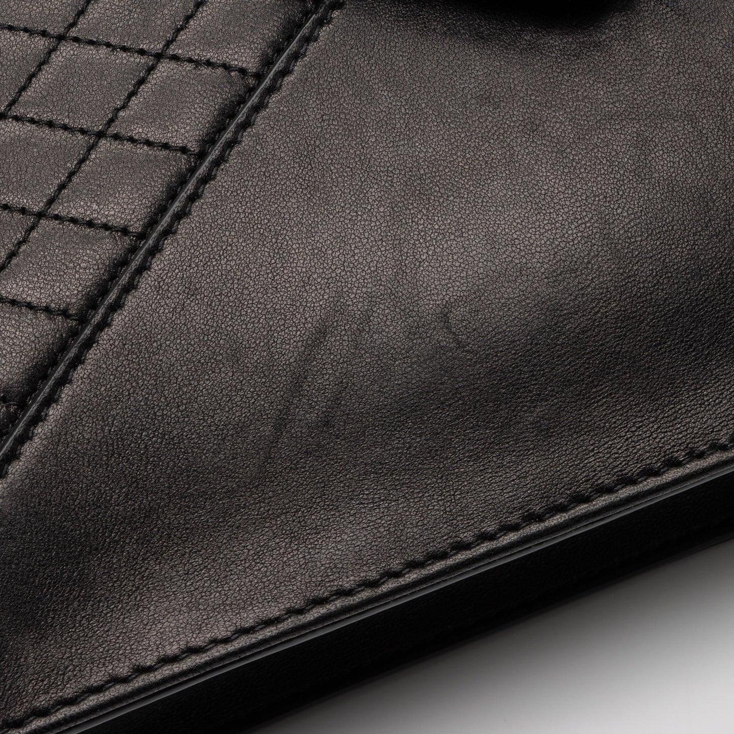Saint Laurent Lambskin Monogram Gaby Chain Envelope Bag KQUxzQ