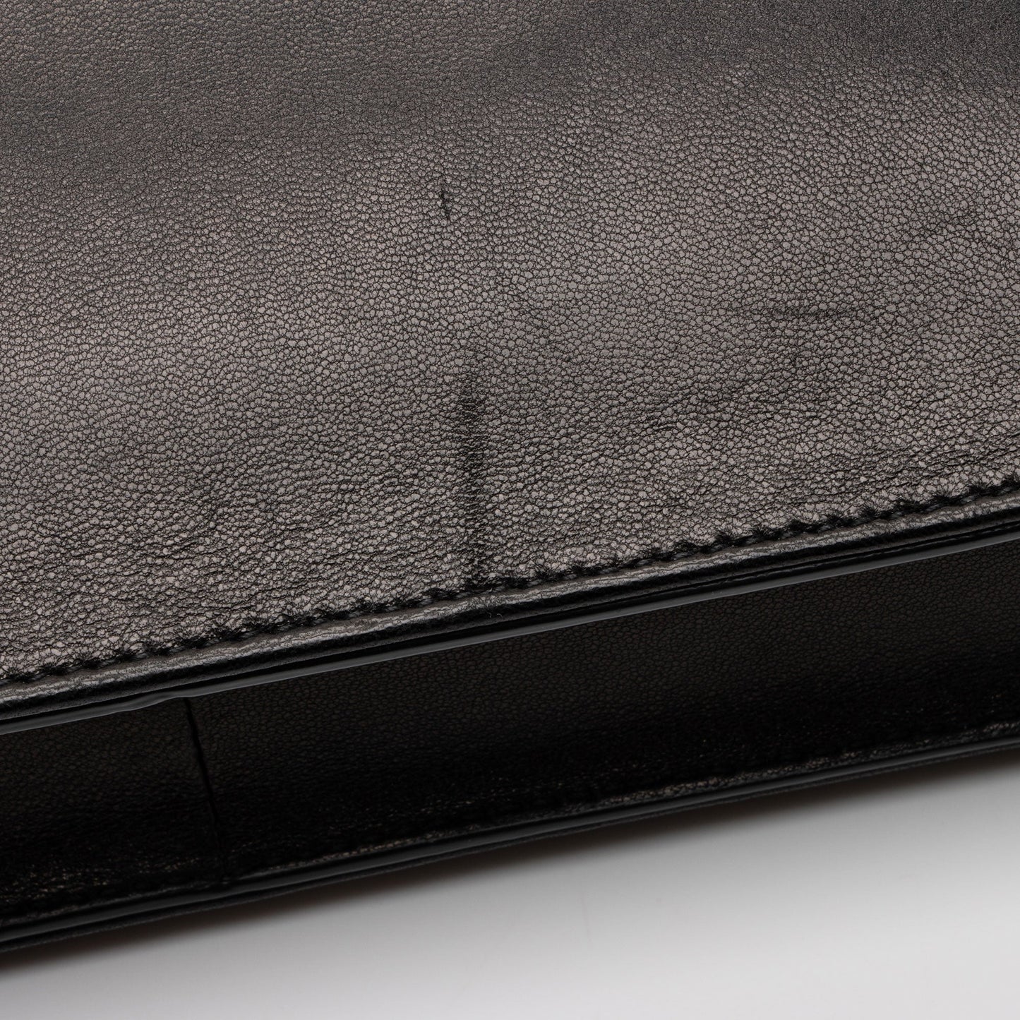 Saint Laurent Lambskin Monogram Gaby Chain Envelope Bag KQUxzQ