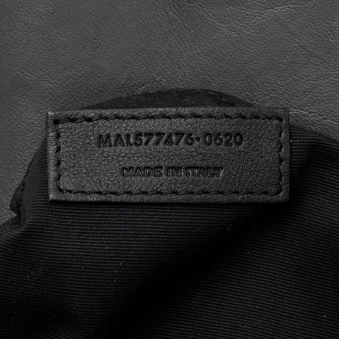 Saint Laurent Lambskin Monogram Puffer LouLou Medium Shoulder Bag RIYiYF