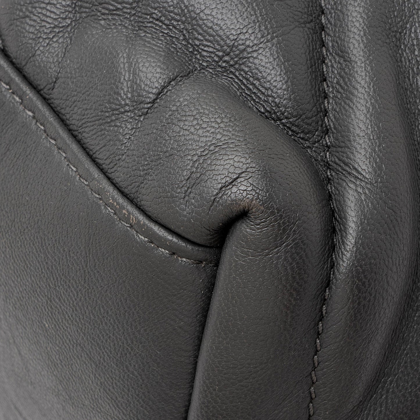 Saint Laurent Lambskin Monogram Puffer LouLou Medium Shoulder Bag RIYiYF
