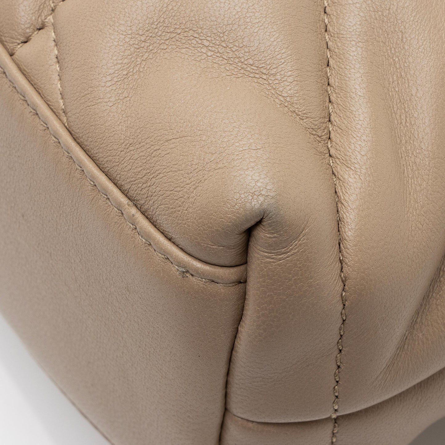 Saint Laurent Lambskin Monogram Puffer LouLou Toy Shoulder Bag ijFzie