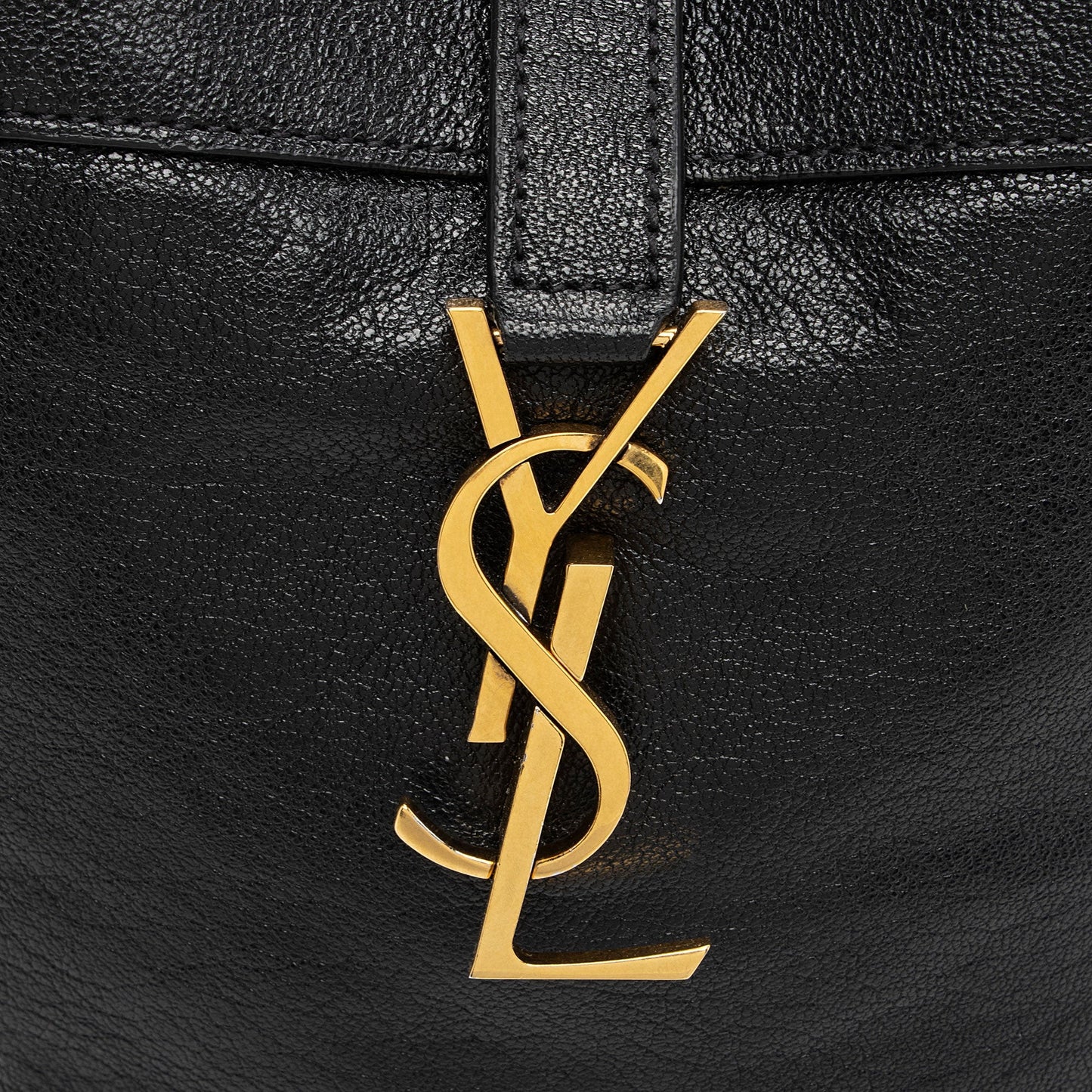 Saint Laurent Lambskin Seau Fermoir Bucket Bag tr8sJF