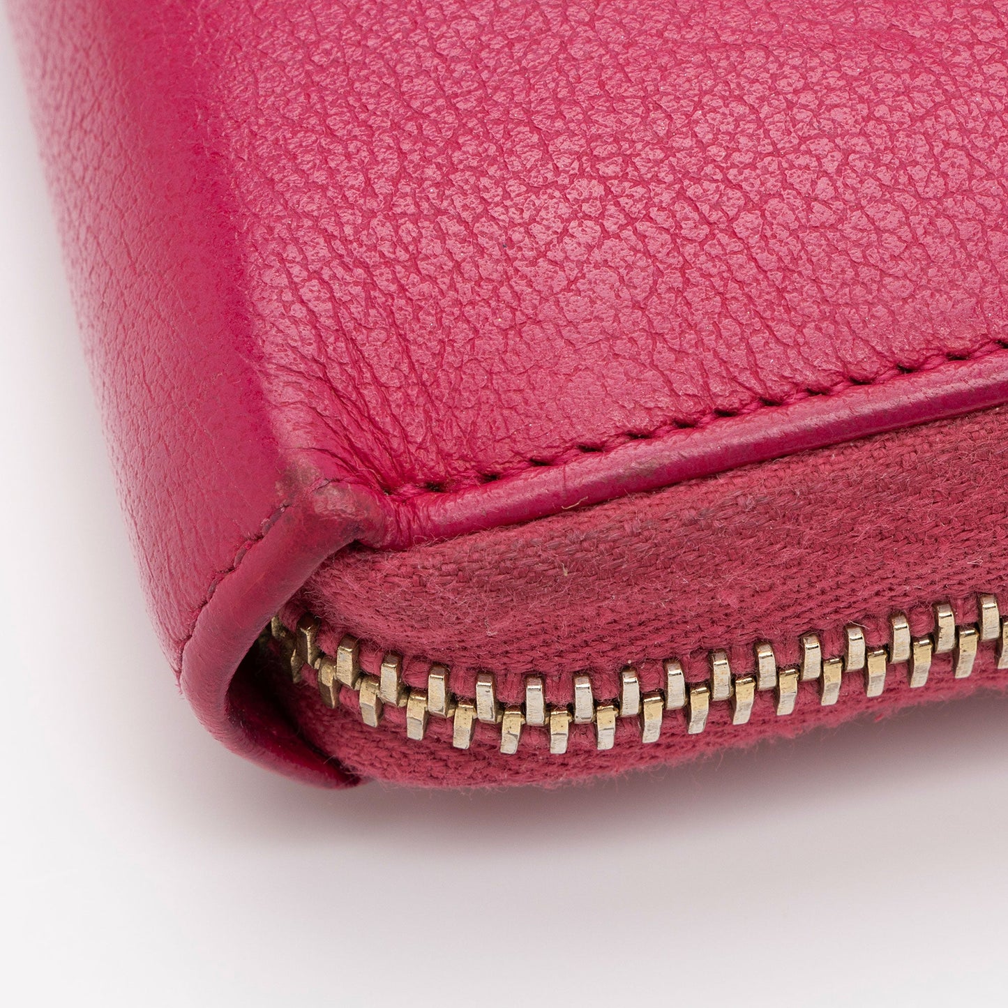 Saint Laurent Leather Monogram Belle du Jour Zip Around Wallet agqKCo