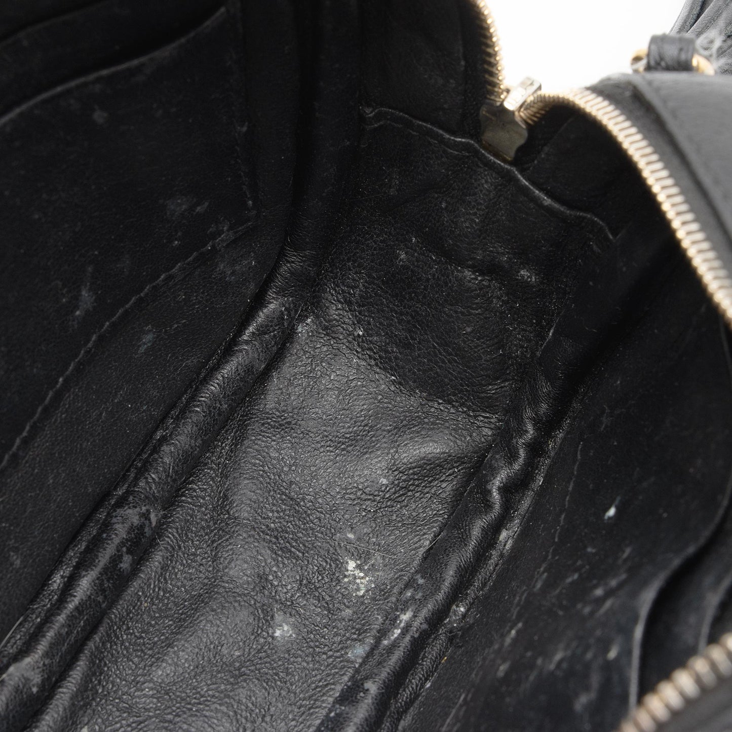 Saint Laurent Leather Monogram Blogger Bag 0bGOag
