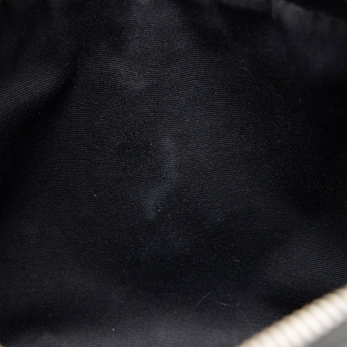 Saint Laurent Leather Monogram Lou Camera Bag whAoB5
