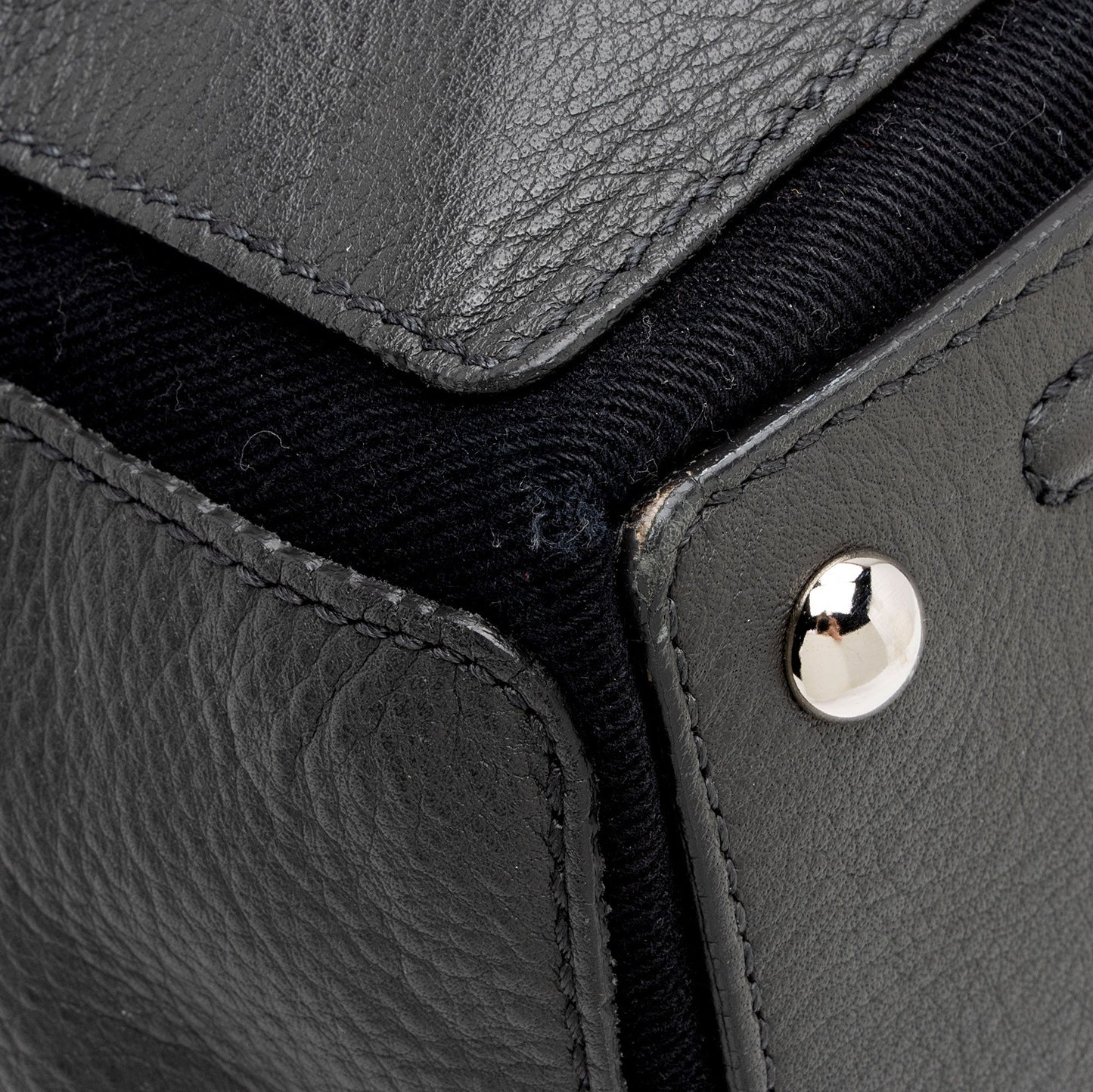 Saint Laurent Leather Muse Two Large Satchel KW43Zr