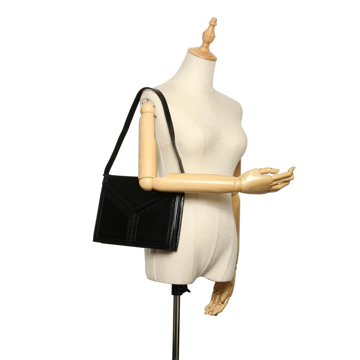 Saint Laurent Leather Shoulder Bag (SHG-31526
