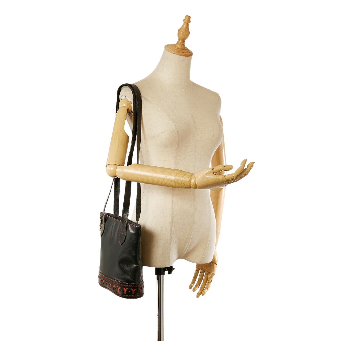 Saint Laurent Leather Shoulder Bag (SHG-23786