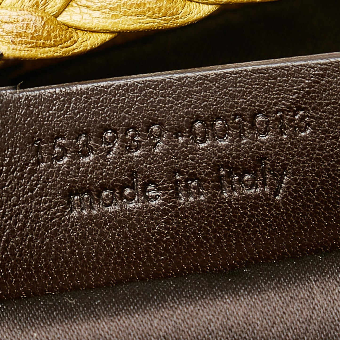 Saint Laurent Leather Shoulder Bag (SHG-25206
