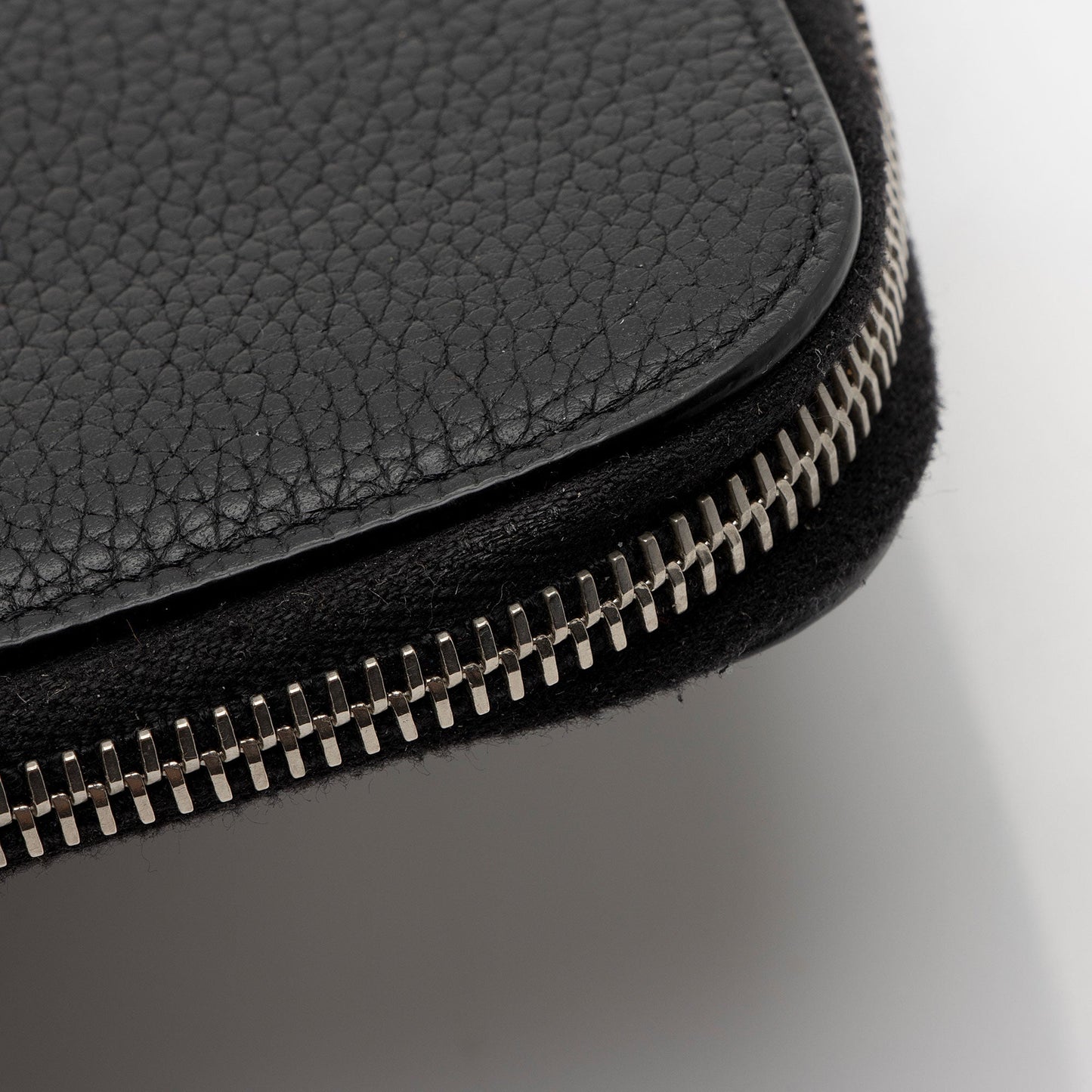 Saint Laurent Leather Zip Pouch WTyW6N