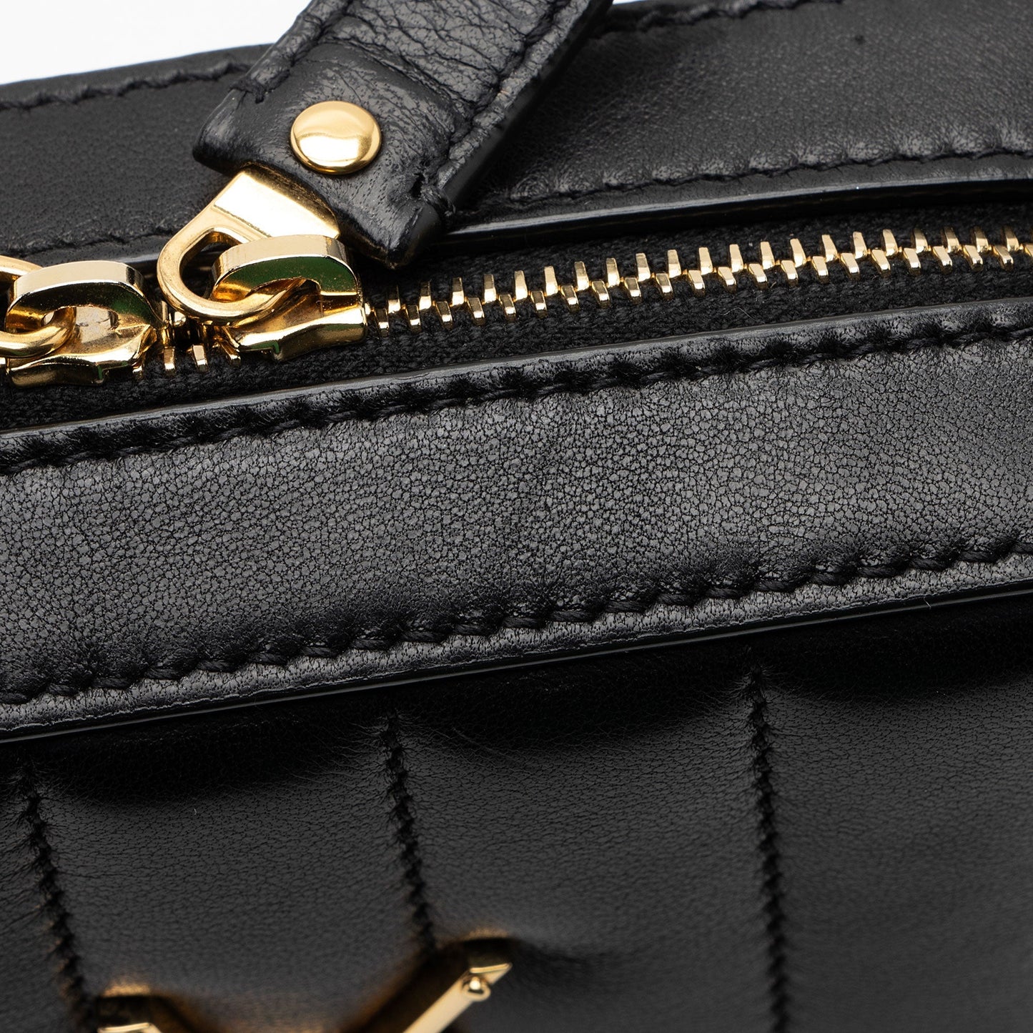 Saint Laurent Matalasse Calfskin Monogram Vicky Belt Bag UFp2hO