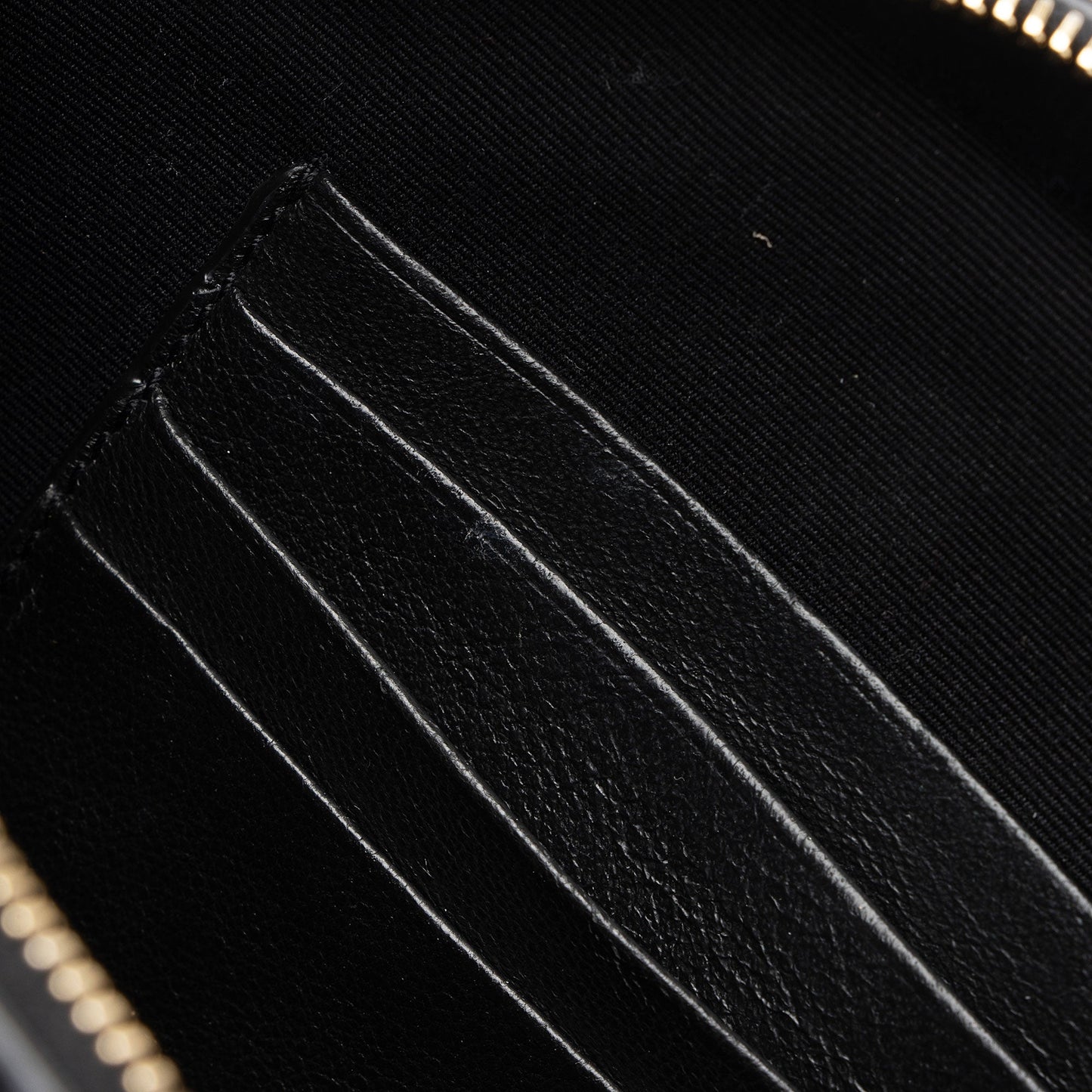 Saint Laurent Matalasse Calfskin Monogram Vicky Belt Bag UFp2hO