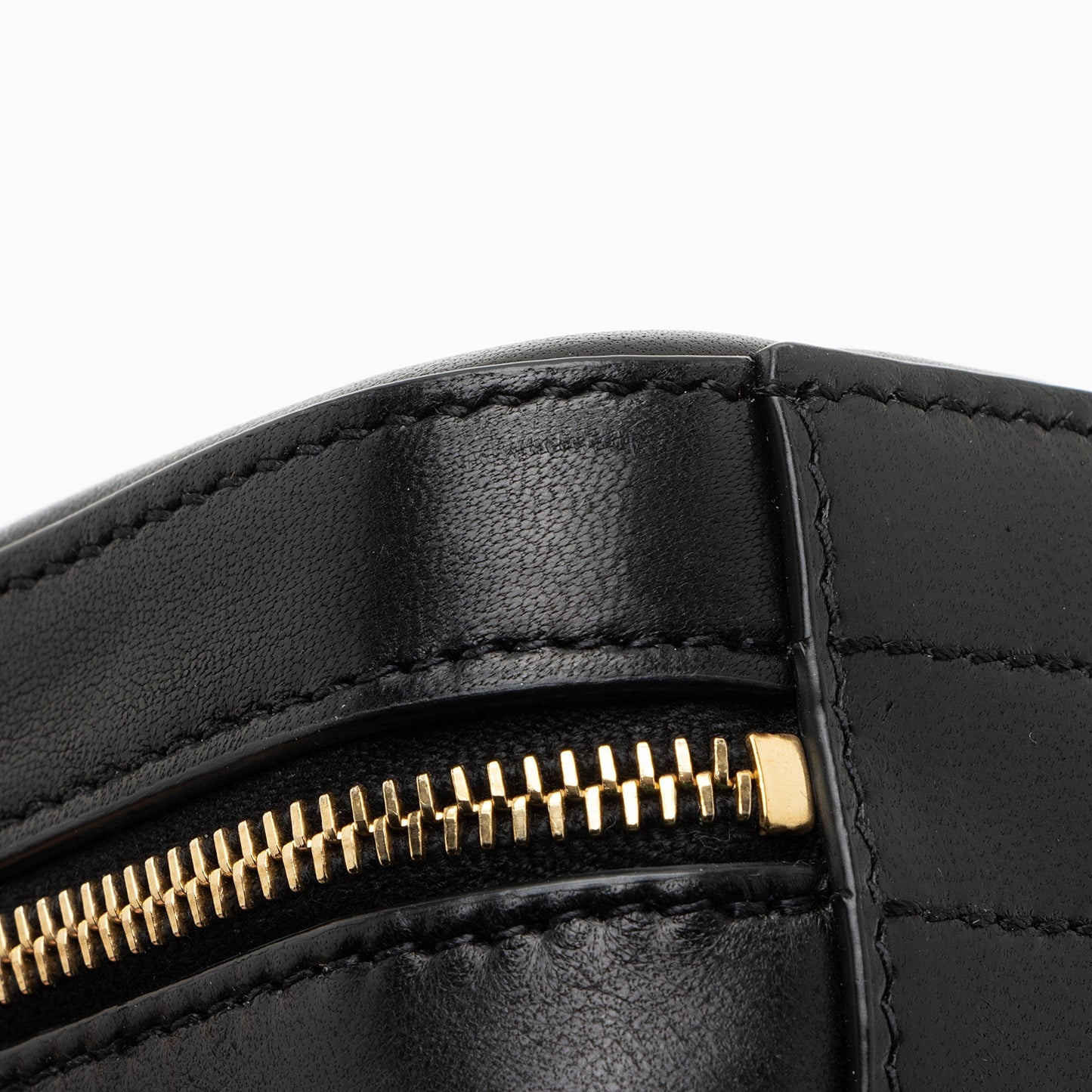 Saint Laurent Matalasse Calfskin Monogram Vicky Belt Bag UFp2hO