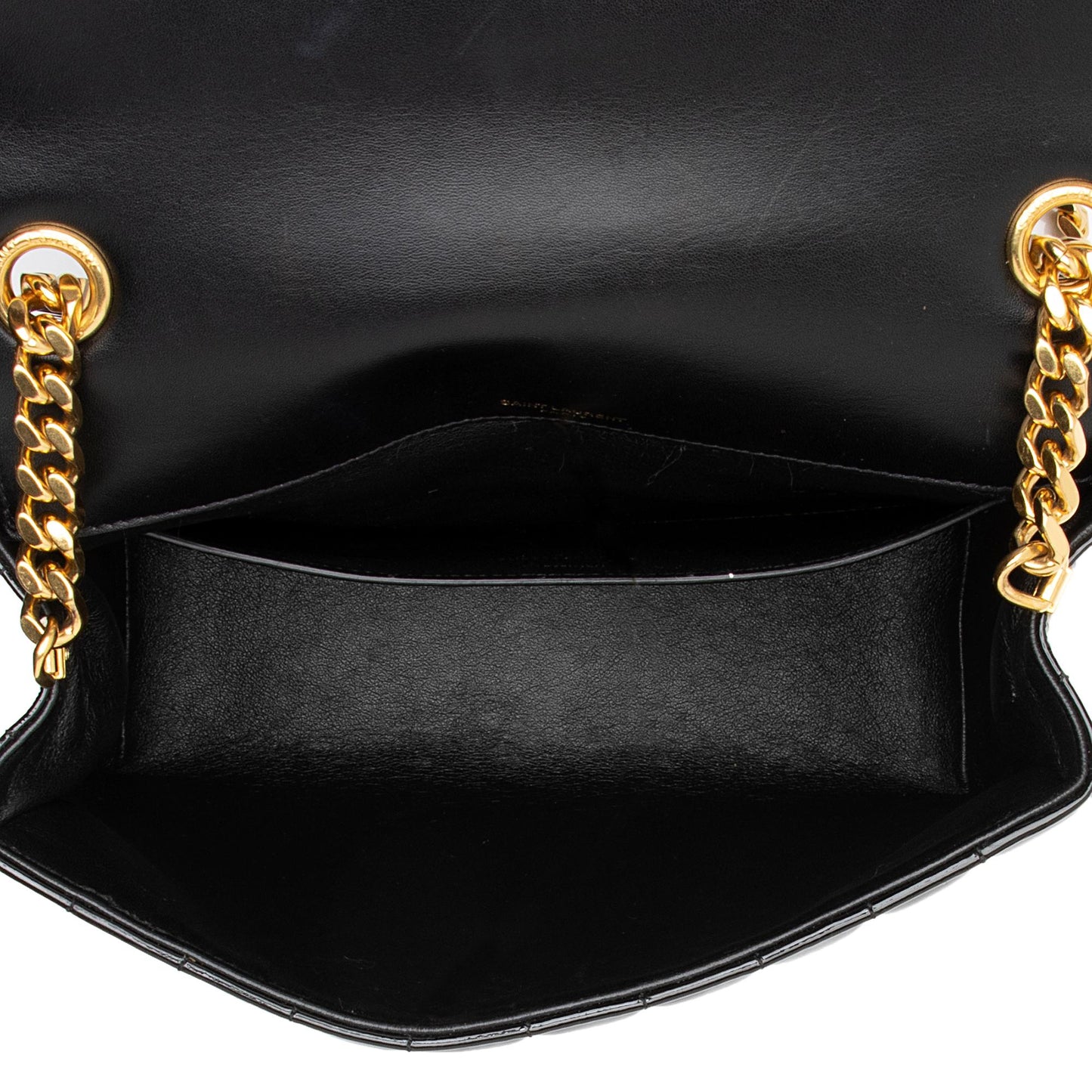 Saint Laurent Matalasse Patent Leather Monogram Vicky Large Shoulder Bag zhdP3r