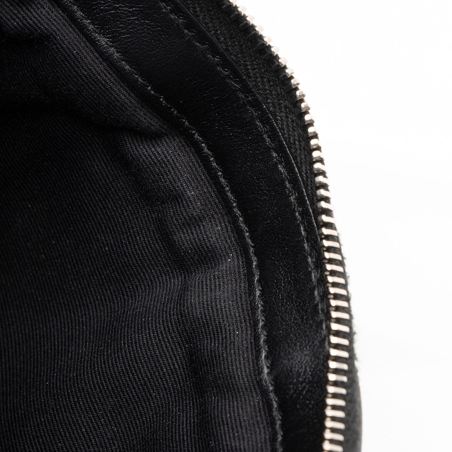 Saint Laurent Matelasse Calfskin Jolie Pouch Zo6uL5