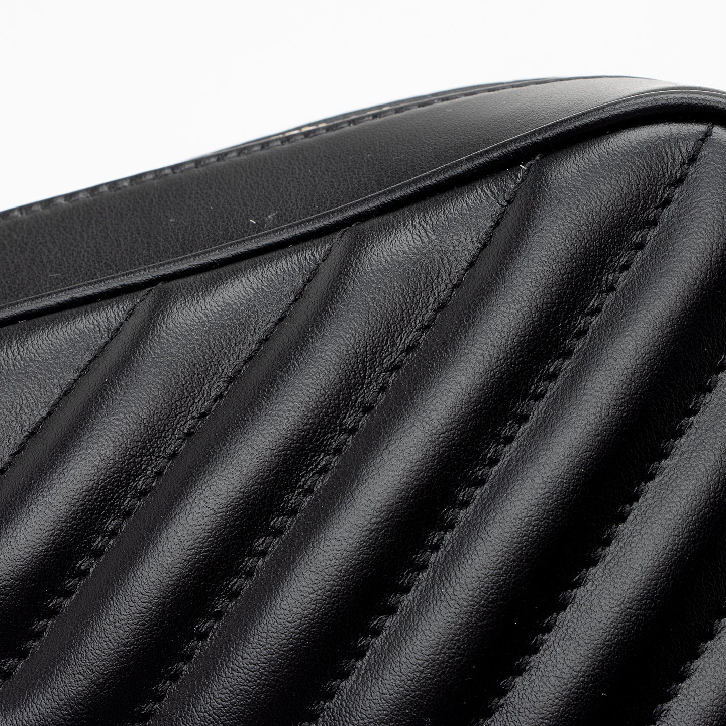 Saint Laurent Matelasse Calfskin Lou Camera Bag 22762
