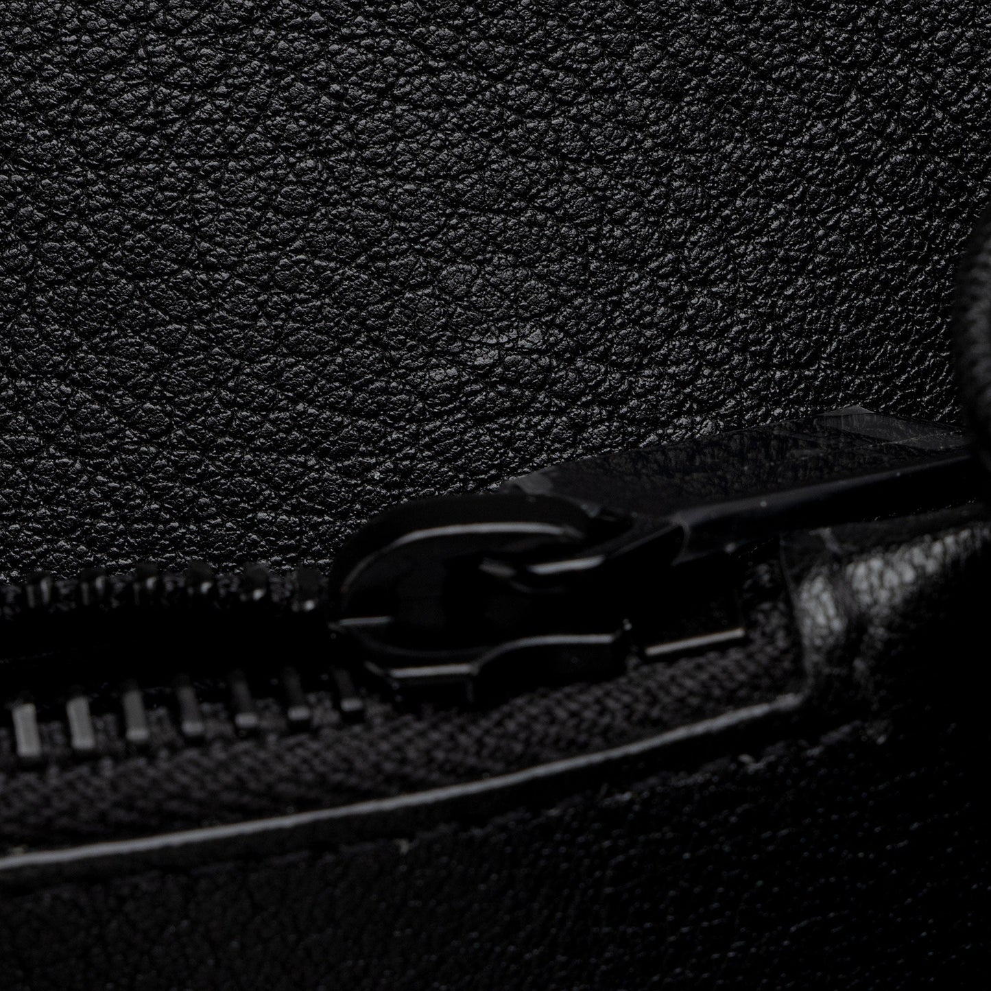 Saint Laurent Matelasse Calfskin Monogram College Large Shoulder Bag K7F9Zp