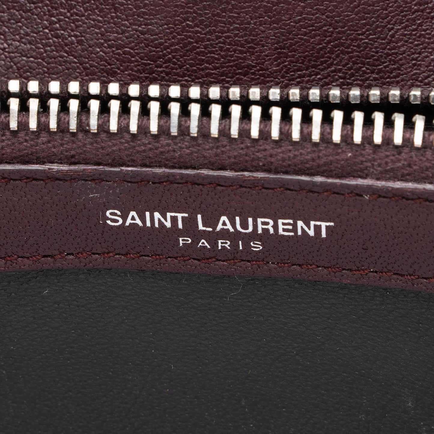 Saint Laurent Matelasse Calfskin Monogram College Medium Shoulder Bag yq7Kyh