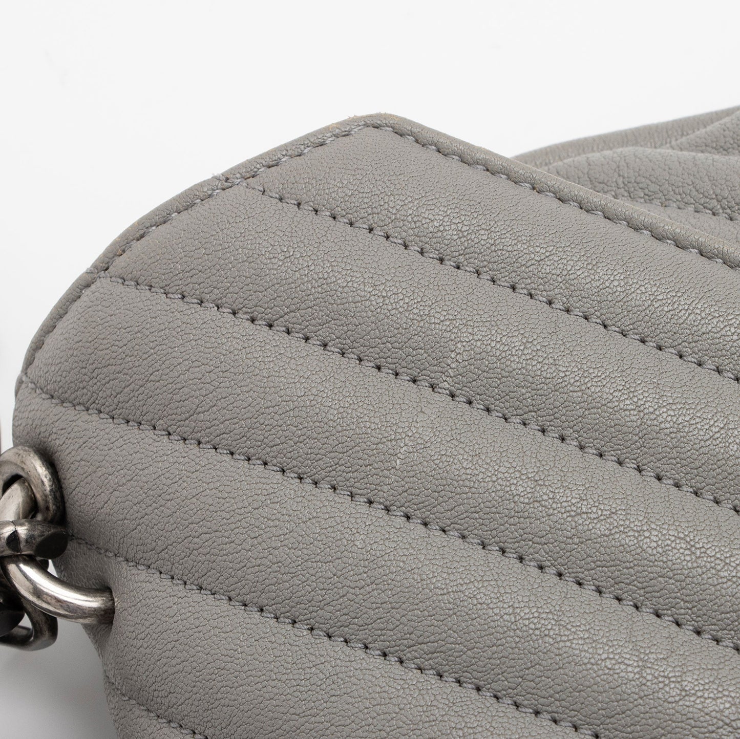 Saint Laurent Matelasse Calfskin Monogram College Medium Shoulder Bag 2L8Nyw