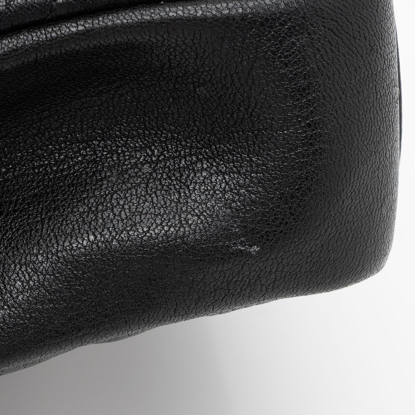 Saint Laurent Matelasse Calfskin Monogram College Medium Shoulder Bag 1hq9qs