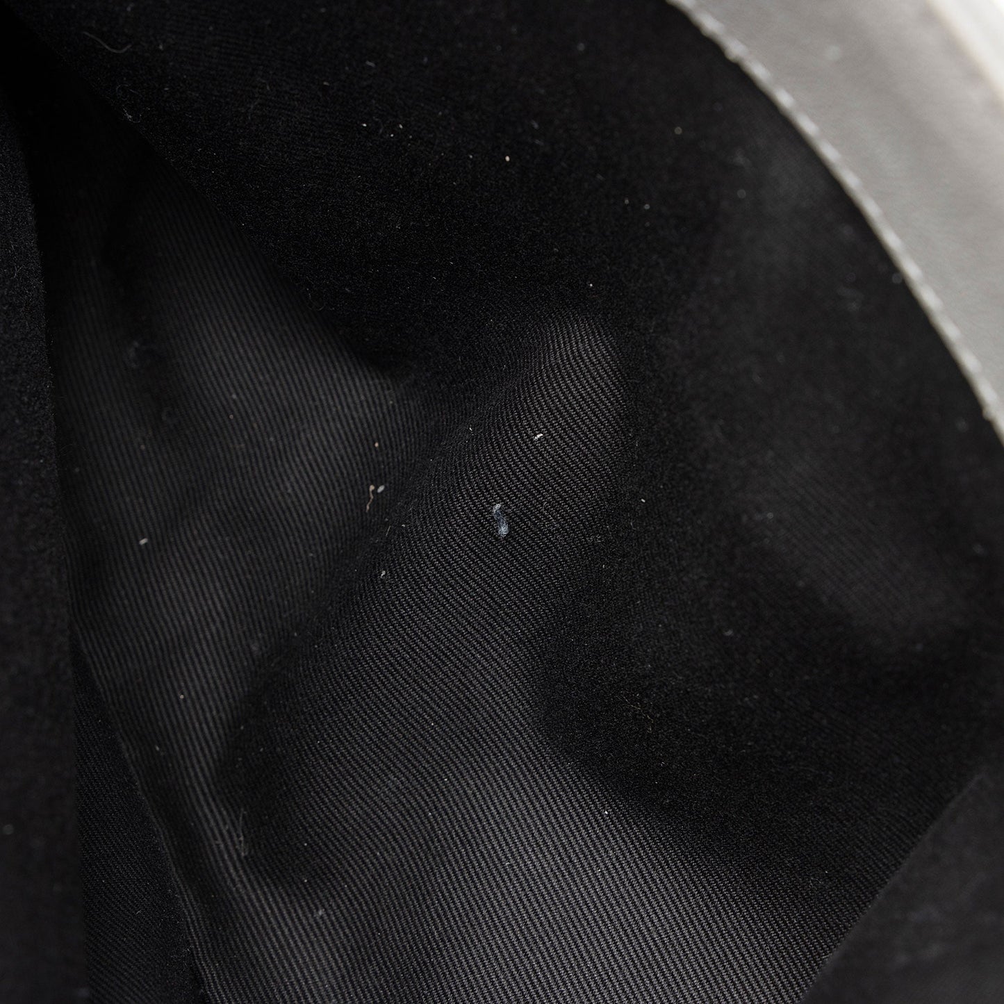 Saint Laurent Matelasse Calfskin Monogram College Medium Shoulder Bag D2O1lS