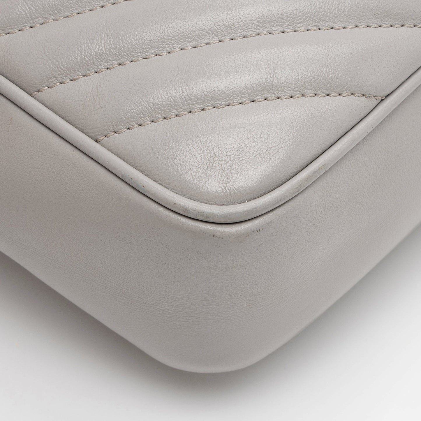 Saint Laurent Matelasse Calfskin Monogram Lou Camera Bag - FINAL SALE iTLHGg