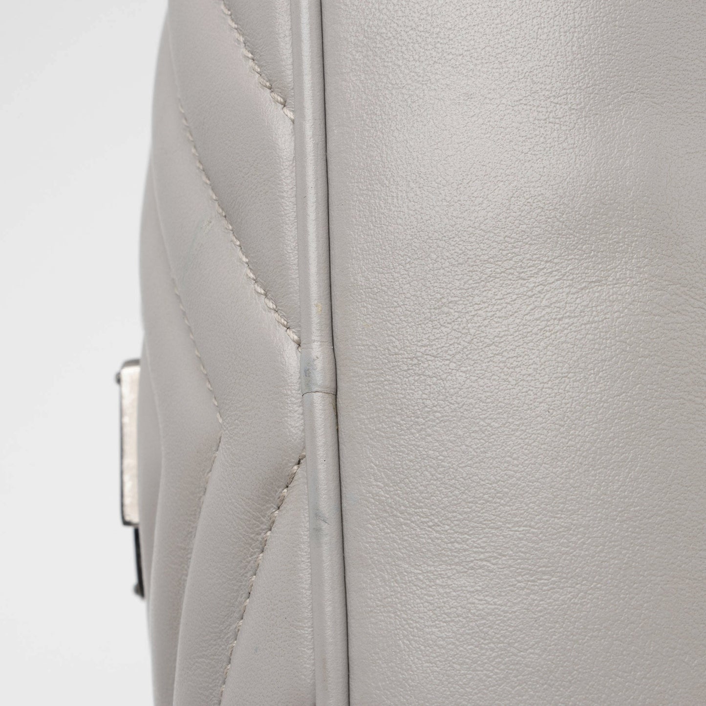 Saint Laurent Matelasse Calfskin Monogram Lou Camera Bag - FINAL SALE iTLHGg