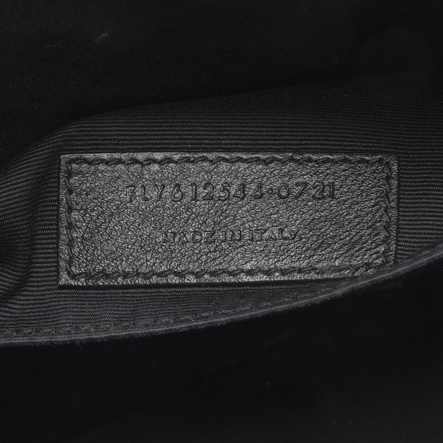 Saint Laurent Matelasse Calfskin Monogram Lou Camera Bag aY71qS