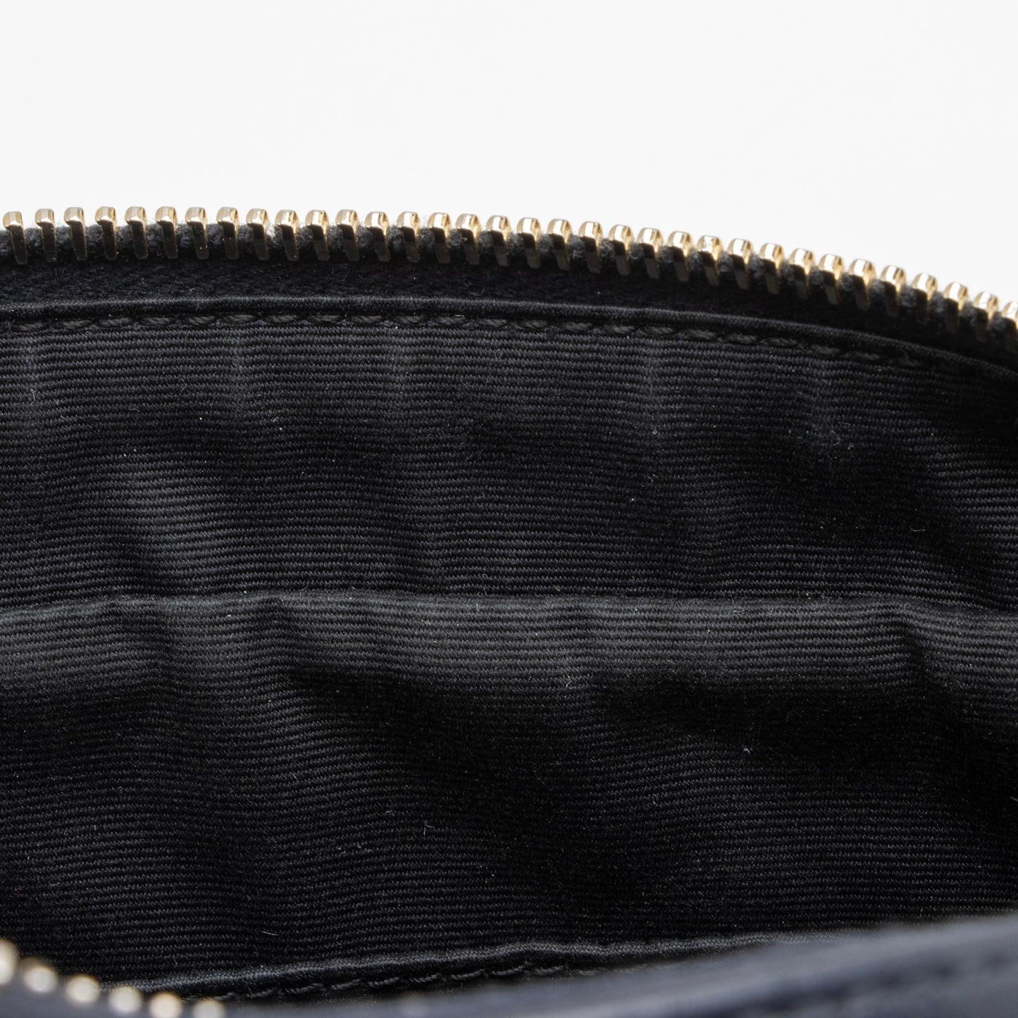 Saint Laurent Matelasse Calfskin Monogram Lou Camera Bag aY71qS